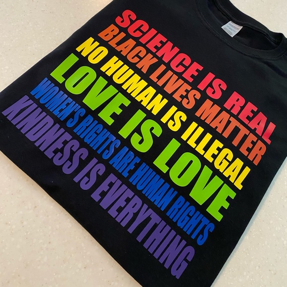 Brand new unisex tee!!!! - Picture 3 of 6